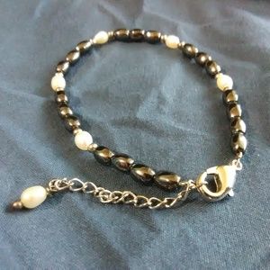 Pearl & Hematite Bracelet